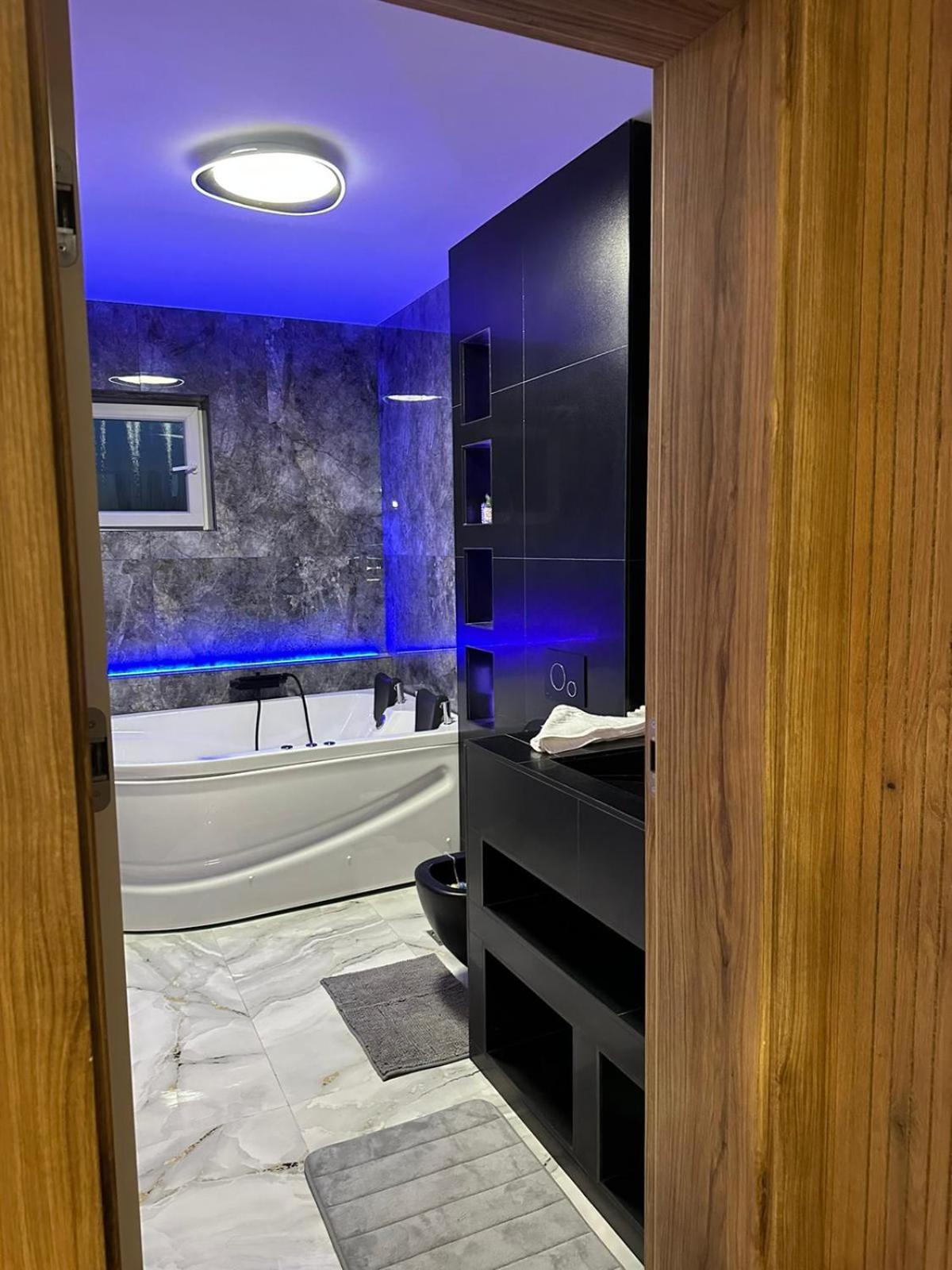 Apartament De Lux Andre Sibiu Ngoại thất bức ảnh